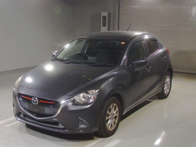 MAZDA DEMIO — фото