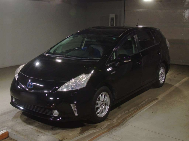 TOYOTA PRIUS — фото