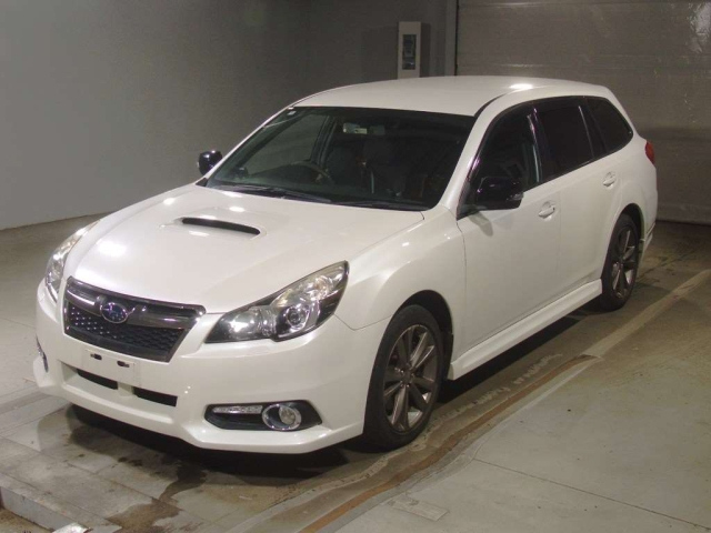 SUBARU LEGACY — фото