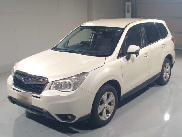 SUBARU FORESTER — фото