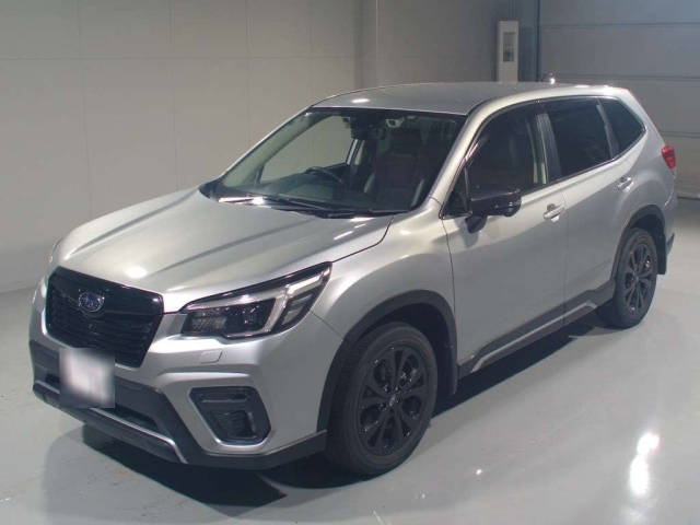 SUBARU FORESTER — фото