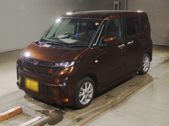 DAIHATSU MOVE — фото