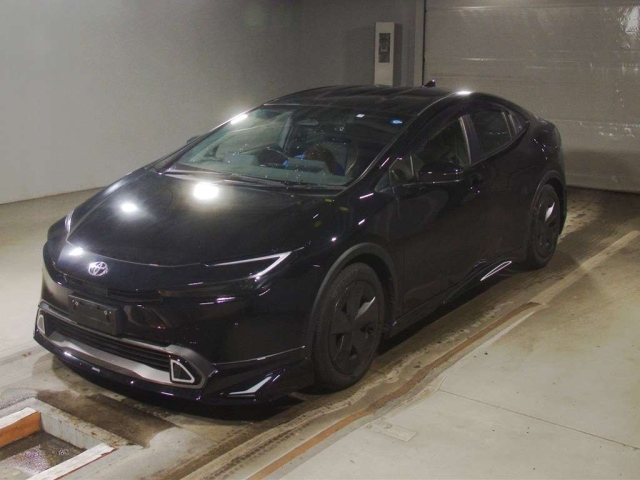 TOYOTA PRIUS — фото