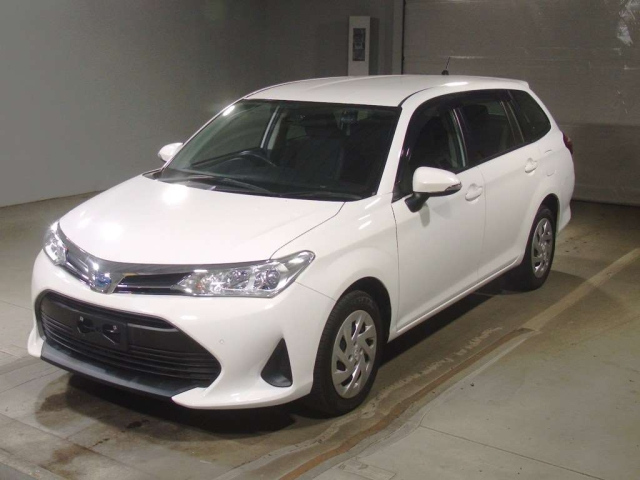 TOYOTA COROLLA — фото