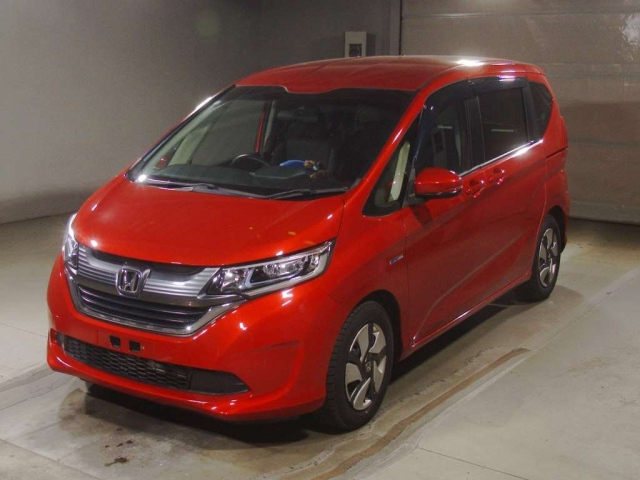 HONDA FREED — фото
