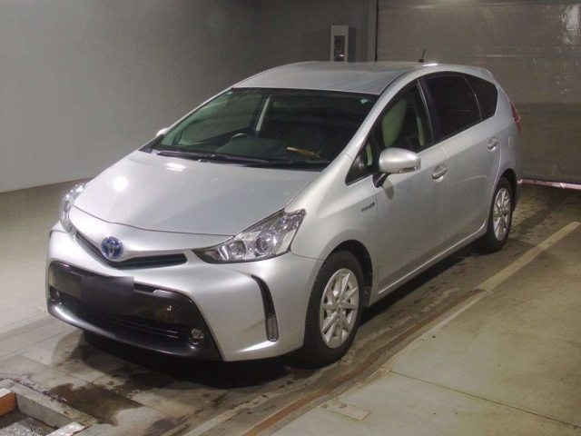 TOYOTA PRIUS — фото