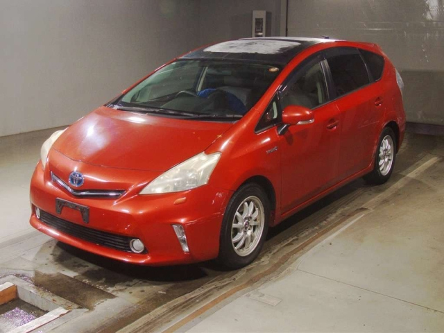 TOYOTA PRIUS — фото