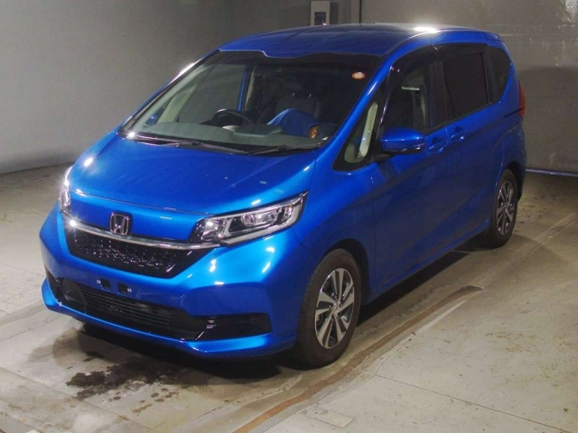 HONDA FREED — фото