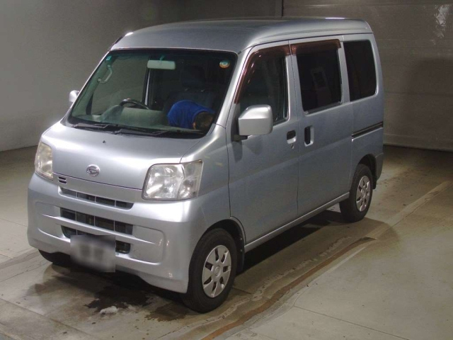 DAIHATSU TANTO — фото