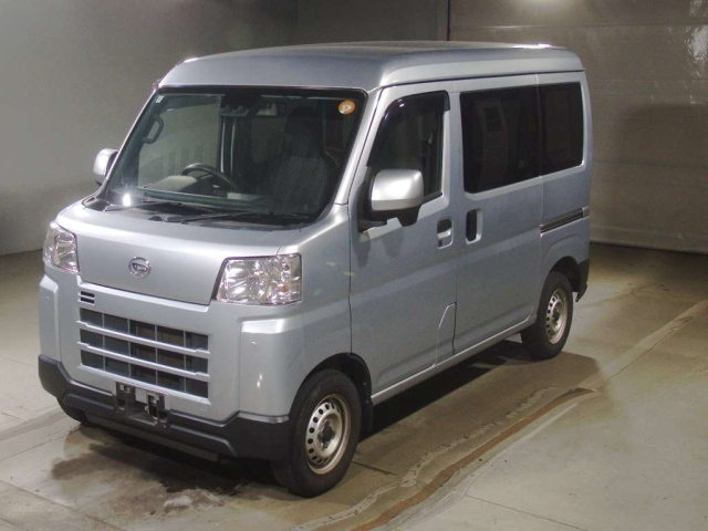 DAIHATSU CAST — фото
