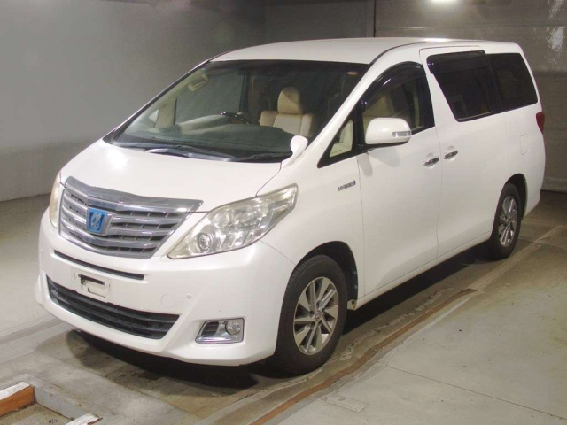 TOYOTA ALPHARD — фото