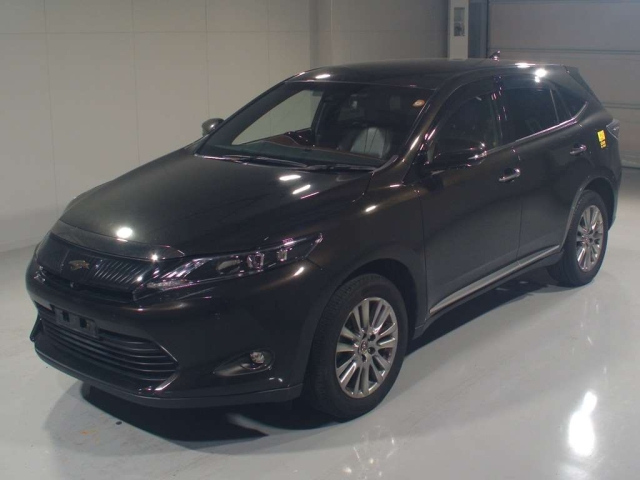 TOYOTA HARRIER — фото