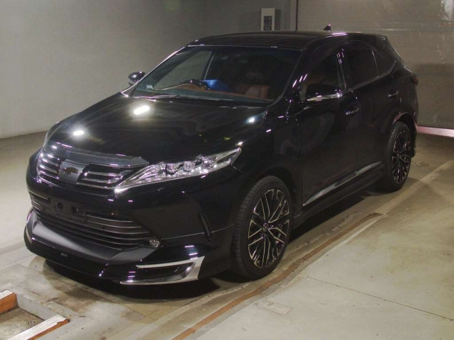 TOYOTA HARRIER — фото