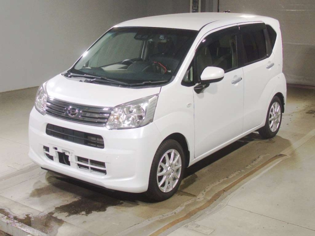DAIHATSU MOVE — фото