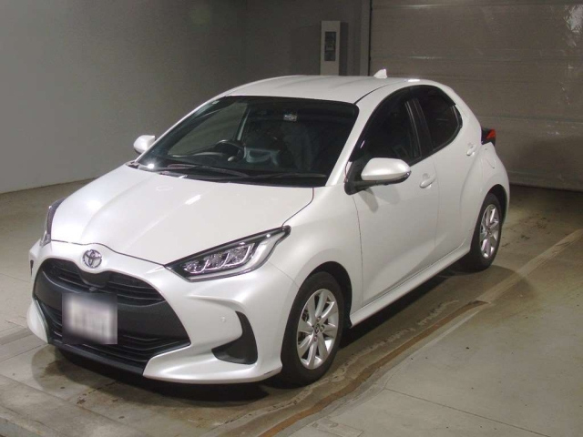 TOYOTA YARIS — фото