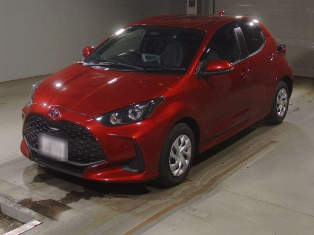 TOYOTA YARIS — фото