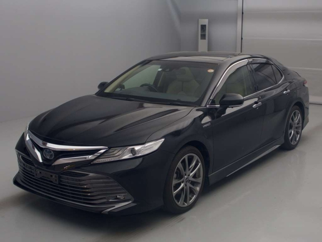 TOYOTA CAMRY — фото
