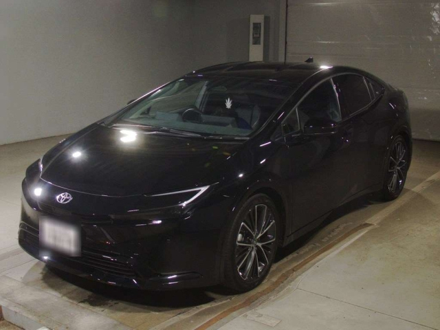 TOYOTA PRIUS — фото