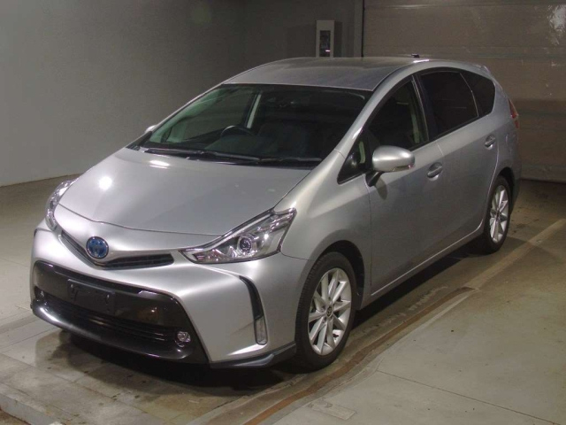 TOYOTA PRIUS — фото