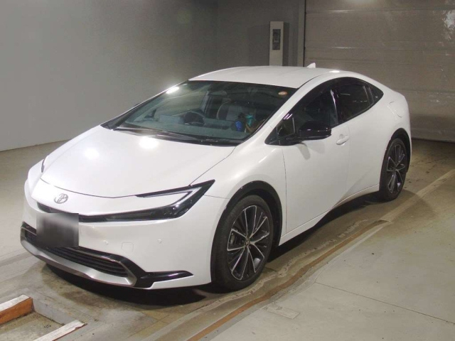 TOYOTA PRIUS — фото
