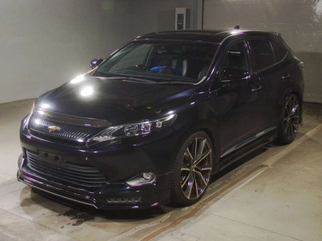 TOYOTA HARRIER — фото