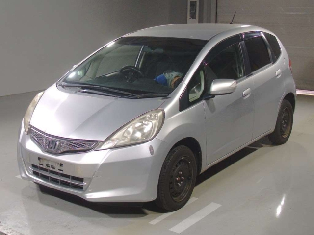 HONDA FIT — фото