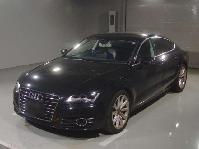 AUDI A7 — фото