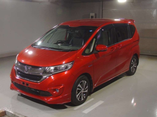 HONDA FREED — фото