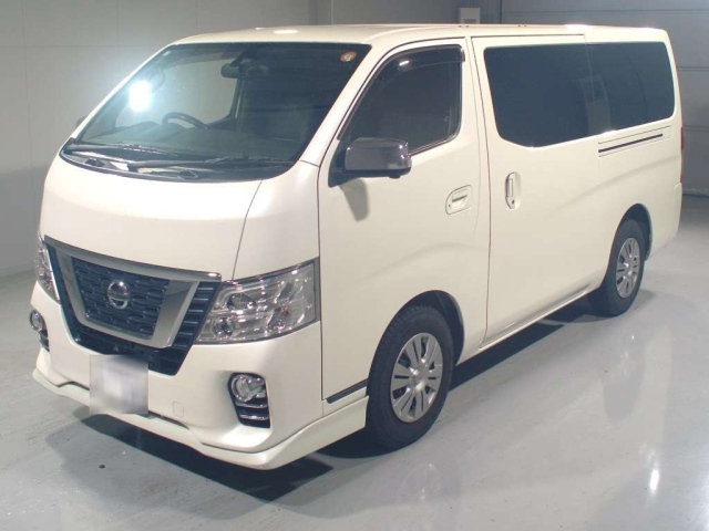 NISSAN CARAVAN — фото