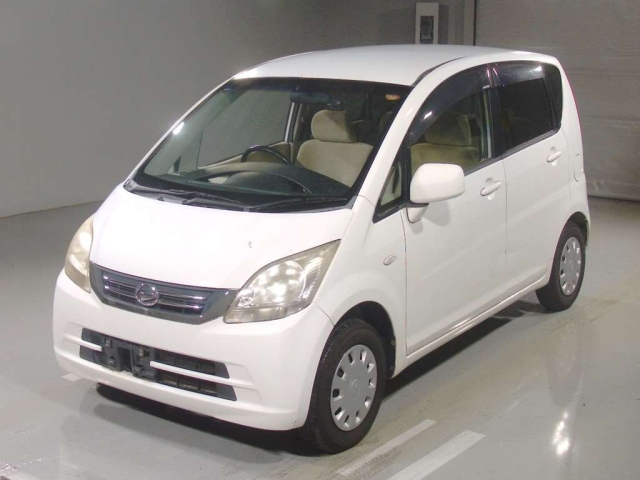 DAIHATSU MOVE — фото
