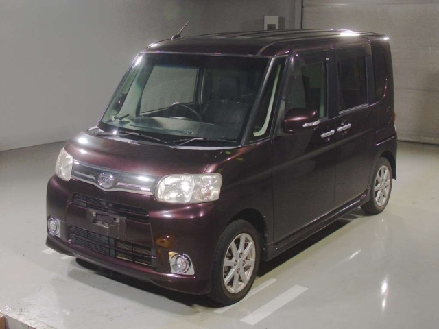 DAIHATSU TANTO — фото