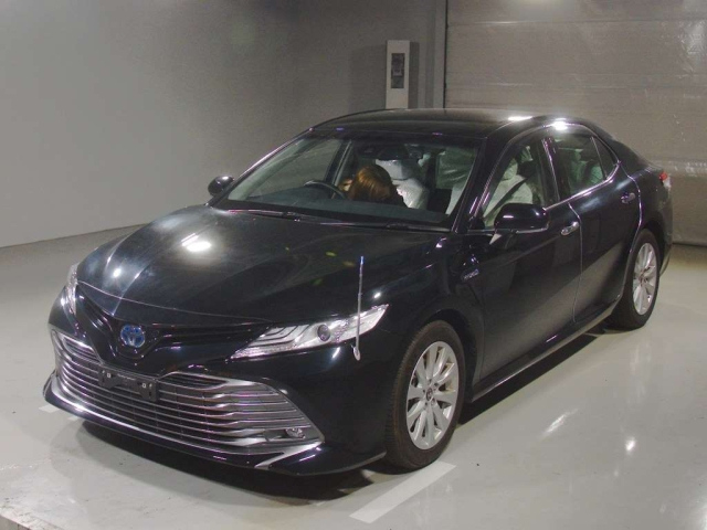 TOYOTA CAMRY — фото