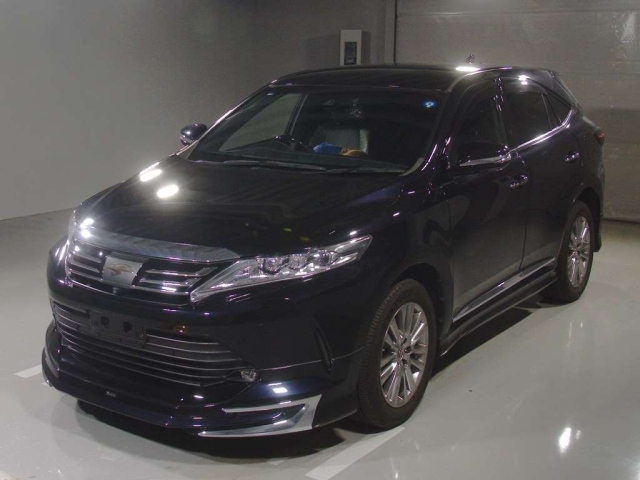 TOYOTA HARRIER — фото