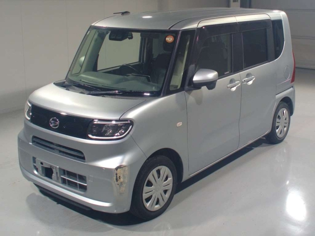 DAIHATSU TANTO — фото