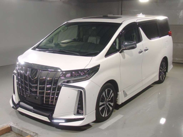 TOYOTA ALPHARD — фото