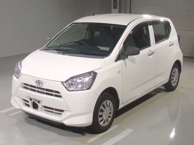 TOYOTA PIXIS — фото