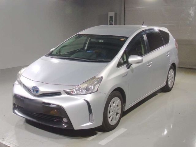 TOYOTA PRIUS — фото