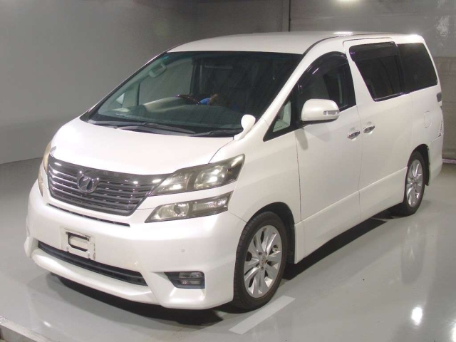 TOYOTA VELLFIRE — фото