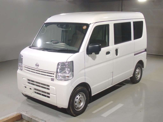 NISSAN CLIPPER — фото