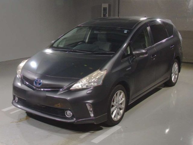TOYOTA PRIUS — фото