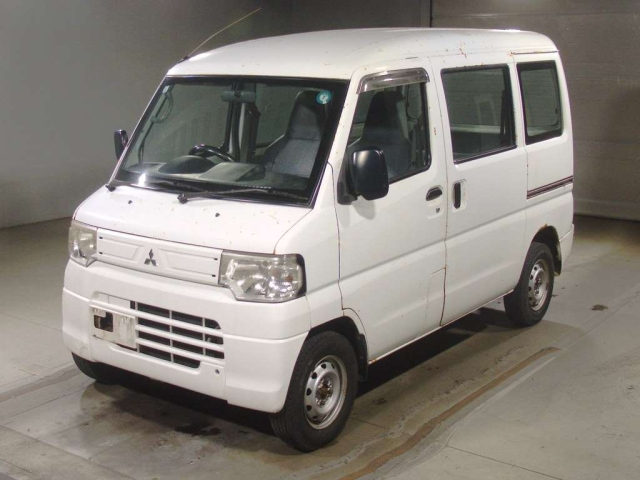 MITSUBISHI MINICAB — фото