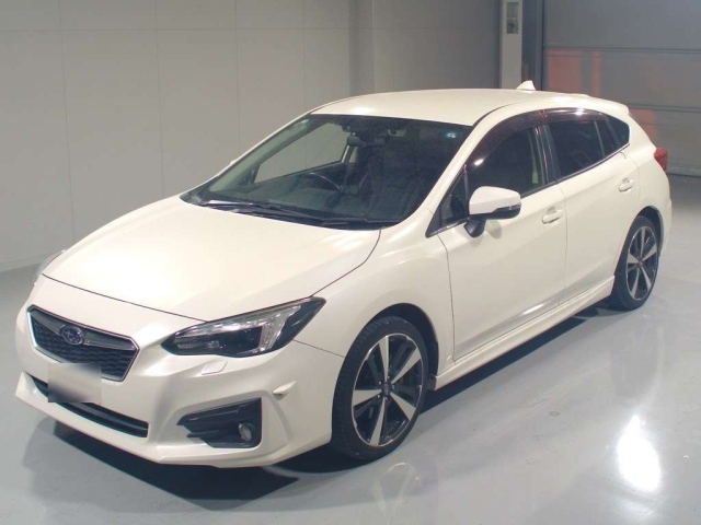 SUBARU IMPREZA — фото