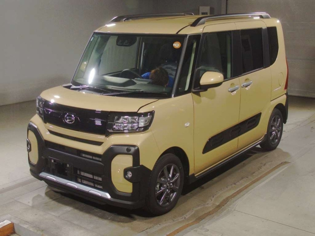 DAIHATSU TANTO — фото