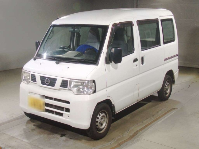 NISSAN CLIPPER — фото