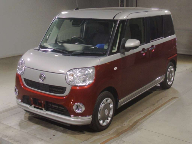 DAIHATSU MOVE — фото