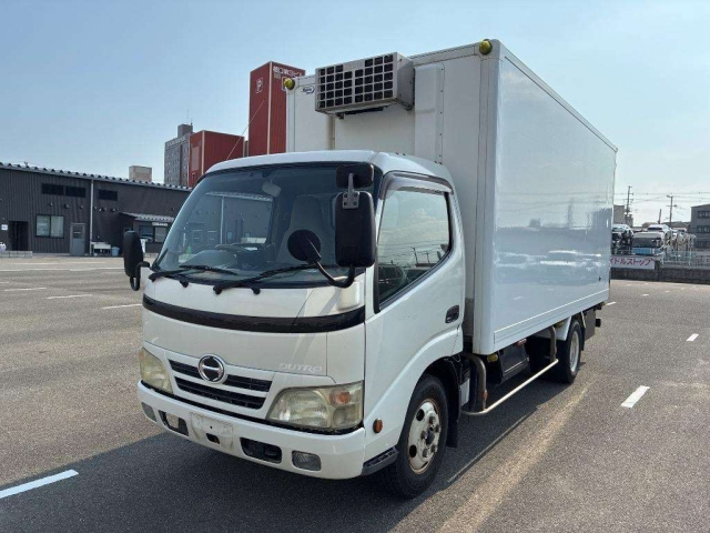 HINO DUTRO — фото
