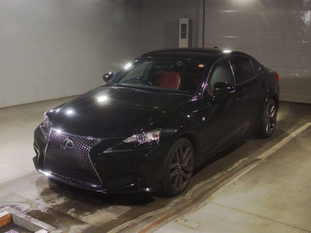 LEXUS IS — фото
