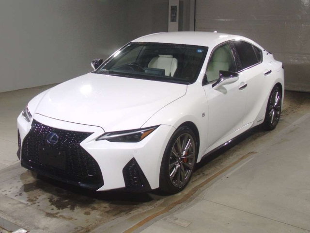 LEXUS IS — фото