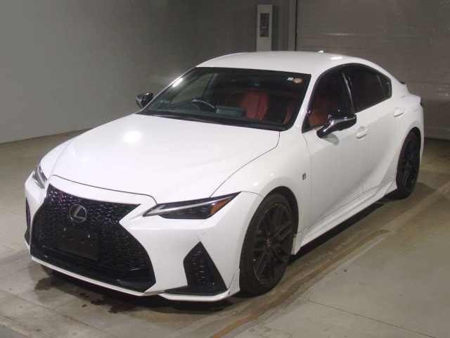 LEXUS IS — фото
