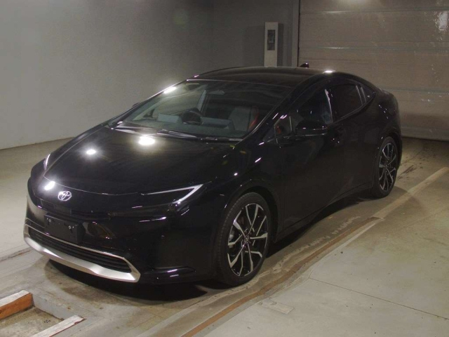 TOYOTA PRIUS — фото
